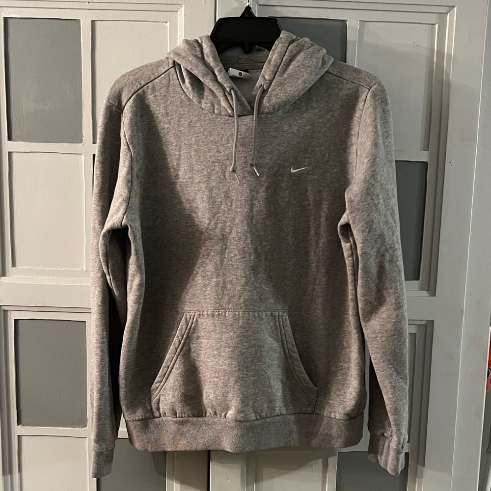 Nike Women’s (S)/Boy’s (L) Gray Hoodie